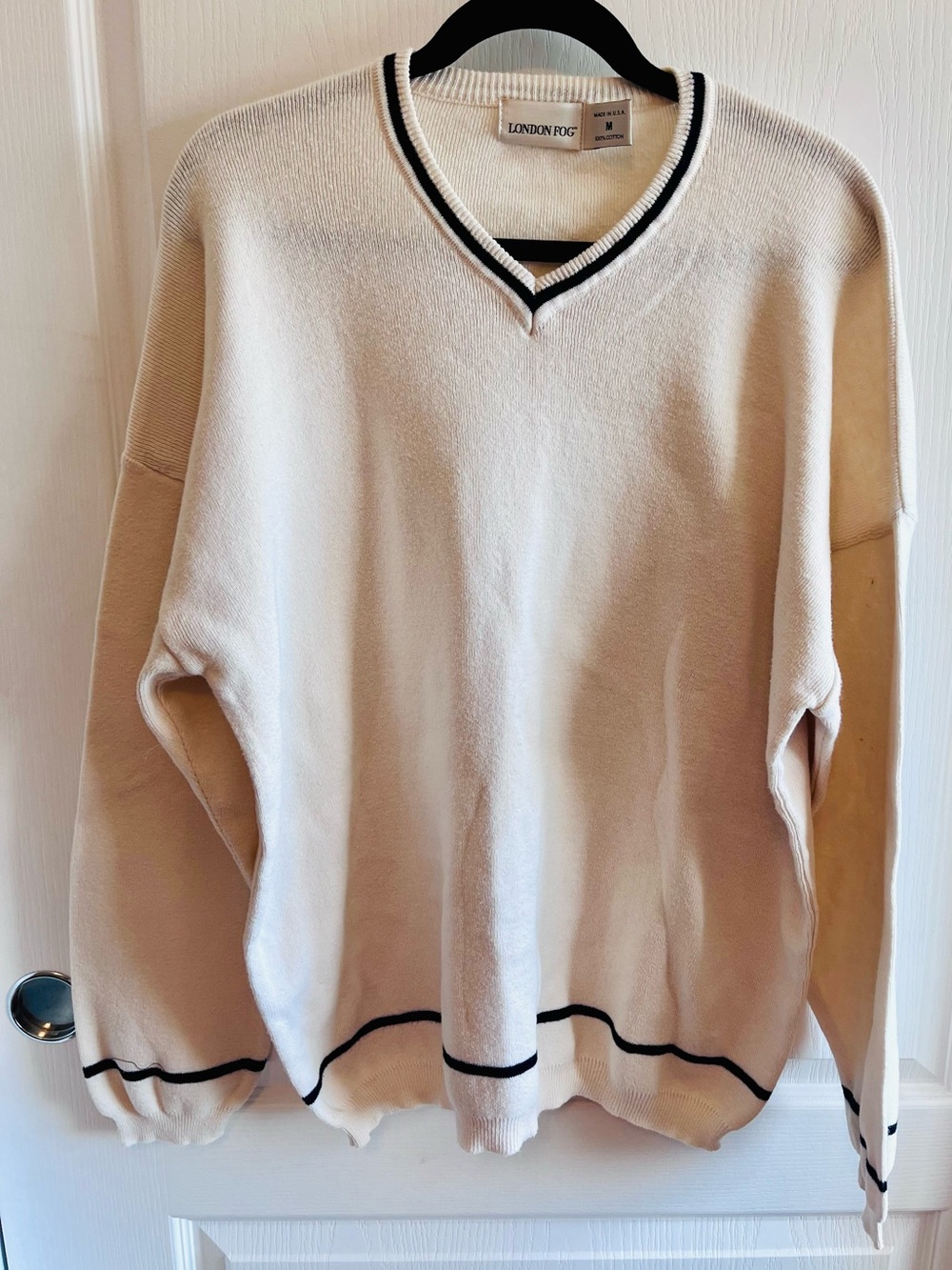 Vintage London Fog Cream V-Neck Cricket Sweater | Made in USA | Size M - Picture 3 of 5